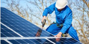 Installation Maintenance Panneaux Solaires Photovoltaïques à Limbrassac